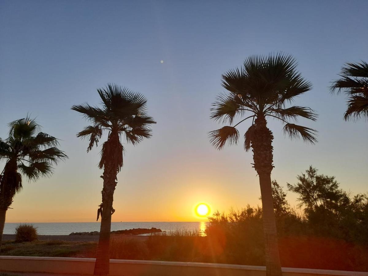 Fantástico apartamento en primerísima línea playa La Torre  Exterior foto