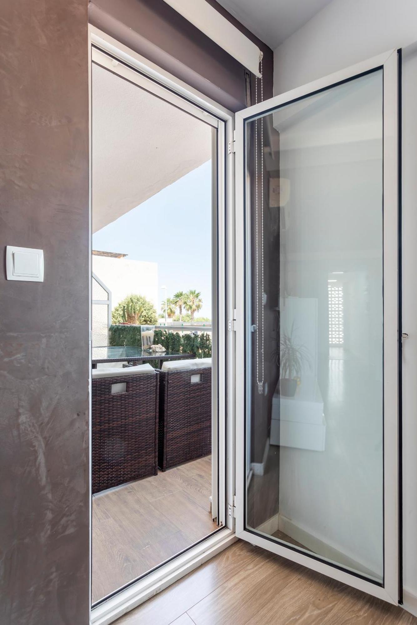 Fantástico apartamento en primerísima línea playa La Torre  Exterior foto