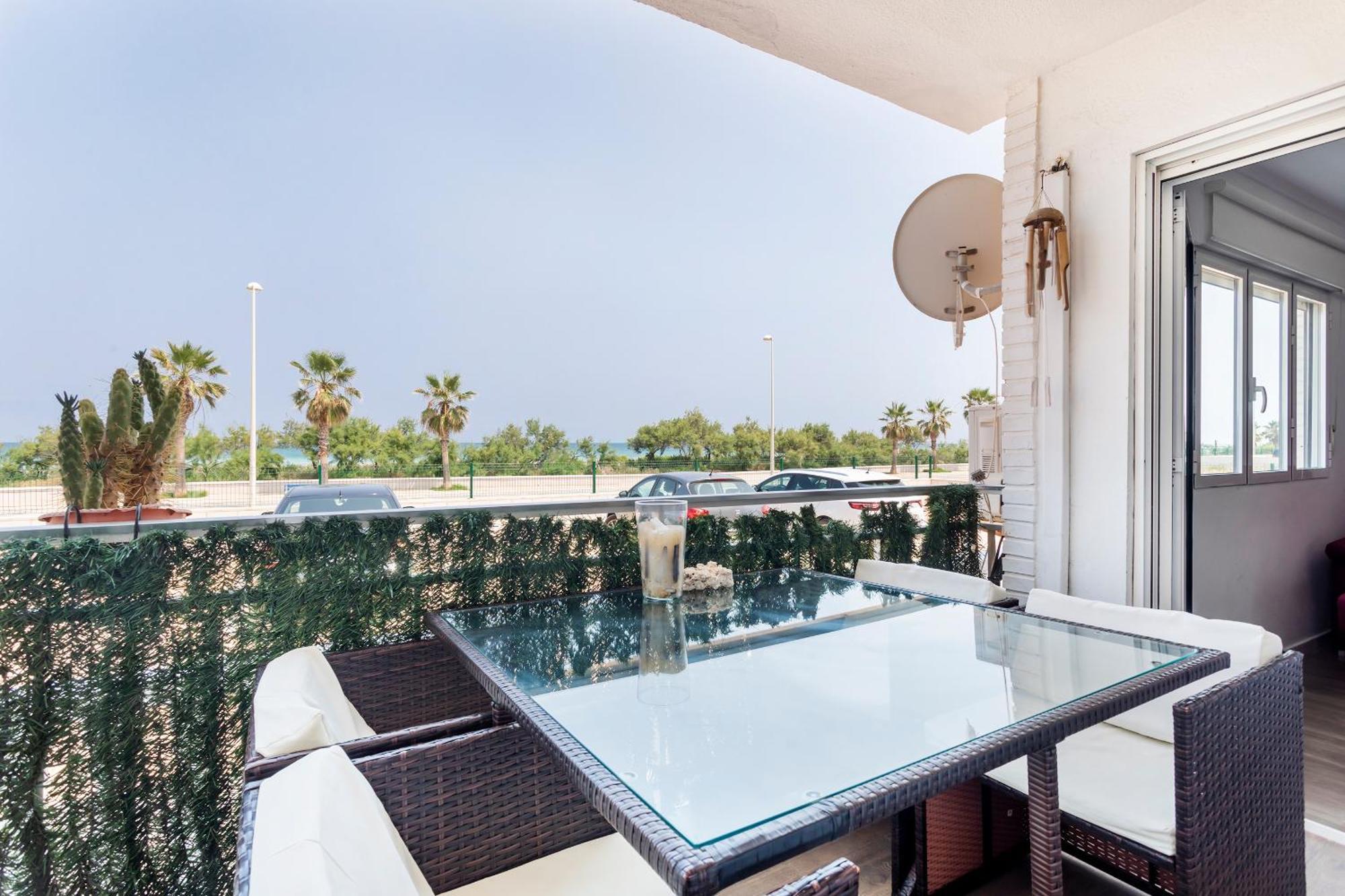 Fantástico apartamento en primerísima línea playa La Torre  Exterior foto